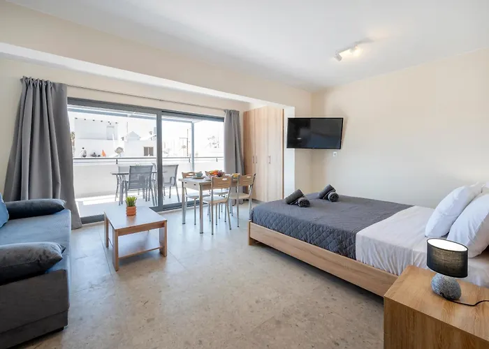 Apartman Roof Koshomes 1 Kosz