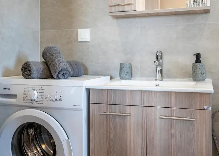 Roof Koshomes 1 Apartment *